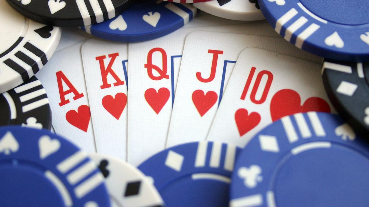 Flushed out: Fired rare hand card dealer cleared of ‘wrongdoing’