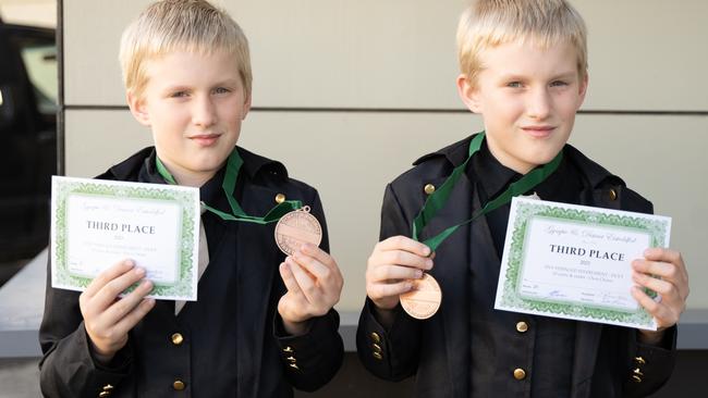 Ryan and Travis James placed third in the string duet (8 years and under) at the Gympie Eisteddfod. August 1, 2023. Picture: Christine Schindler