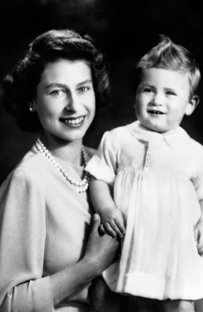 Queen Elizabeth II’s life in pictures | Photo Gallery | news.com.au ...