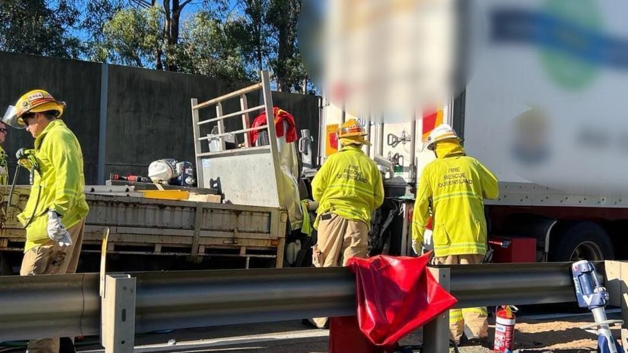 Logan Motorway Closed After Serious Two-truck Crash | The Courier Mail