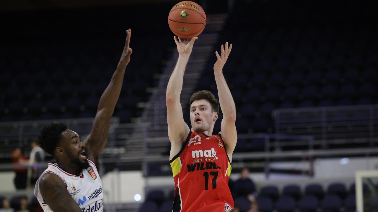 Michael Harris puts up a shot against the 36ers. Picture: Russell Freeman/Getty Images for NBL