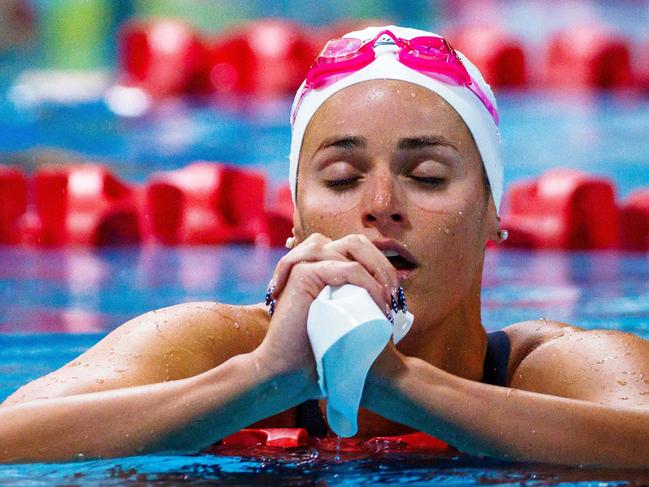 Kaylee McKeown joined Michael Bohl because she hoped he could make her an even better swimmer than she already was. Picture: Patrick Hamilton / AFP