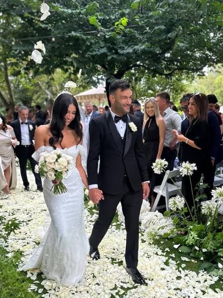 The Voice contestant Annaleese Fuda and MMA fighter Antonio 'The Spartan' Caruso have married at Sunnybrae Estate. Picture Instagram