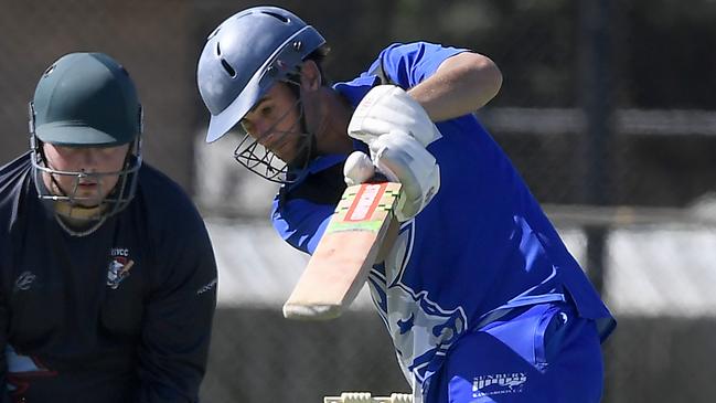 Jason King in action for Sunbury Kangaroos. Picture: Andy Brownbill