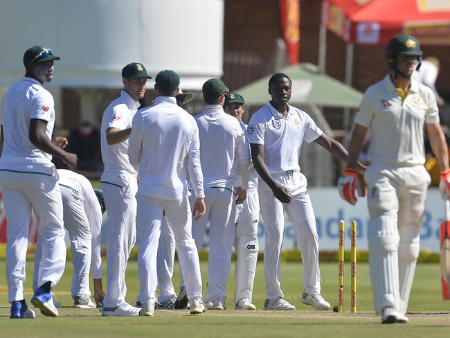 South Africa celebrates the Mitchell Marsh wicket.