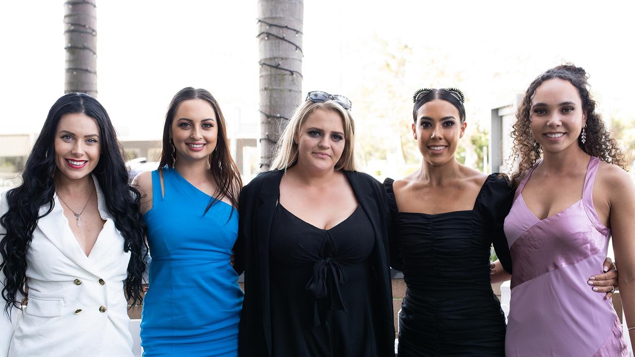 Melbourne Cup at Mon Komo Hotel. Aimee Marsh, Claudia Ward, Lauren Weld, Chelsea Keen and Juliet Taualevu