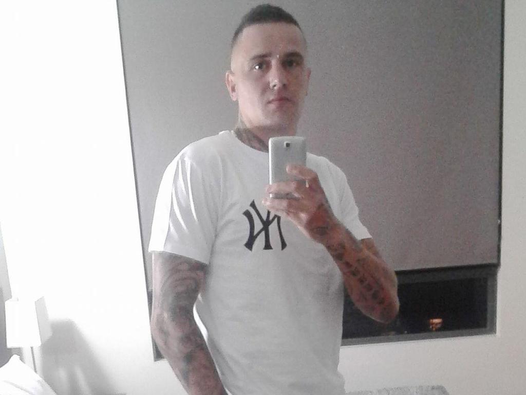 Adam Lee Moore, 34, was sentenced to six years prison on December 1 with 4.5 years prison for four months of trafficking methamphetamines including three supplies to police and 1.5 years for forging documents that were aimed to pervert the course of justice.