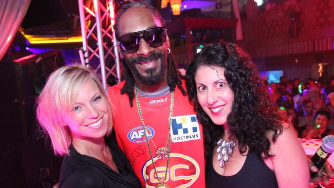 Rebecca Tweddell, Snoop Dogg, Dee Nott at East in Broadbeach in 2014.