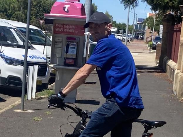 Michael Rich leaving Dubbo Local Court