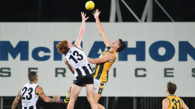 Palmerston and PINT played out a draw in Round 2 of the 2022-23 NTFL season. Picture: Alison McGowan / AFLNT Media