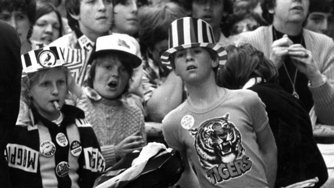 Collingwood and Richmond fans in the crowd in 1980. Picture: HWT Library.