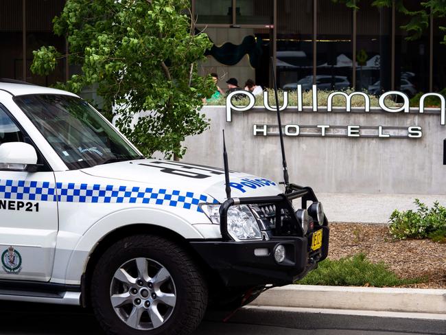 SYDNEY, AUSTRALIA - NewsWire Photos - Sunday, 10 November 2024:  Police on scene at the Pullman Hotel in Penrith where a woman's body was found on Sunday afternoon.  Picture: NewsWire / Tom Parrish