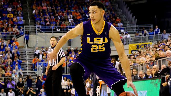LSU forward Ben Simmons (25) and Texas A&M guard Alex Caruso, right, shake  hands after the second half of an NCAA college basketball game in Baton  Rouge, La., Saturday, Feb. 13, 2016.