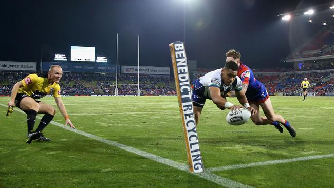 Fusitua has struggled since Shaun Johnson left the Warriors, but sometimes the only way to move is up. Picture: Getty Images.