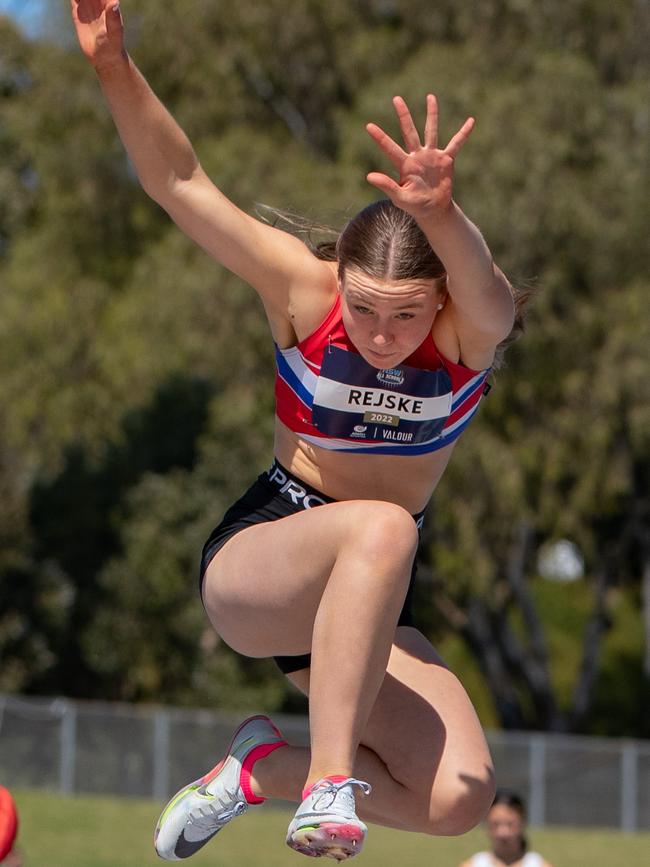 The Girls Long Jump 15 years final.