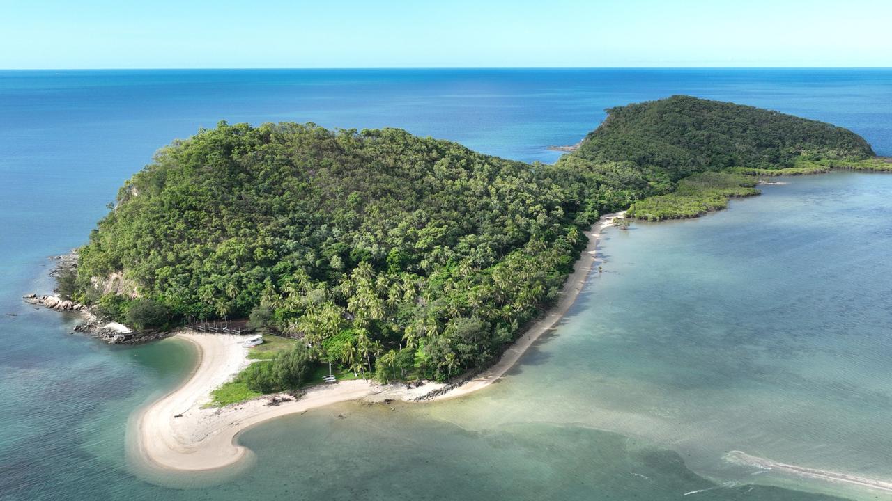 Up-market Williams Esplanade at Palm Cove overlooks Double Island, which has ‘no trespassing’ signs on it although a condition of the lease is that day facilities are in place. Picture: Brendan Radke