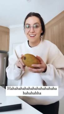 Leah Itsines shows us her mango hack