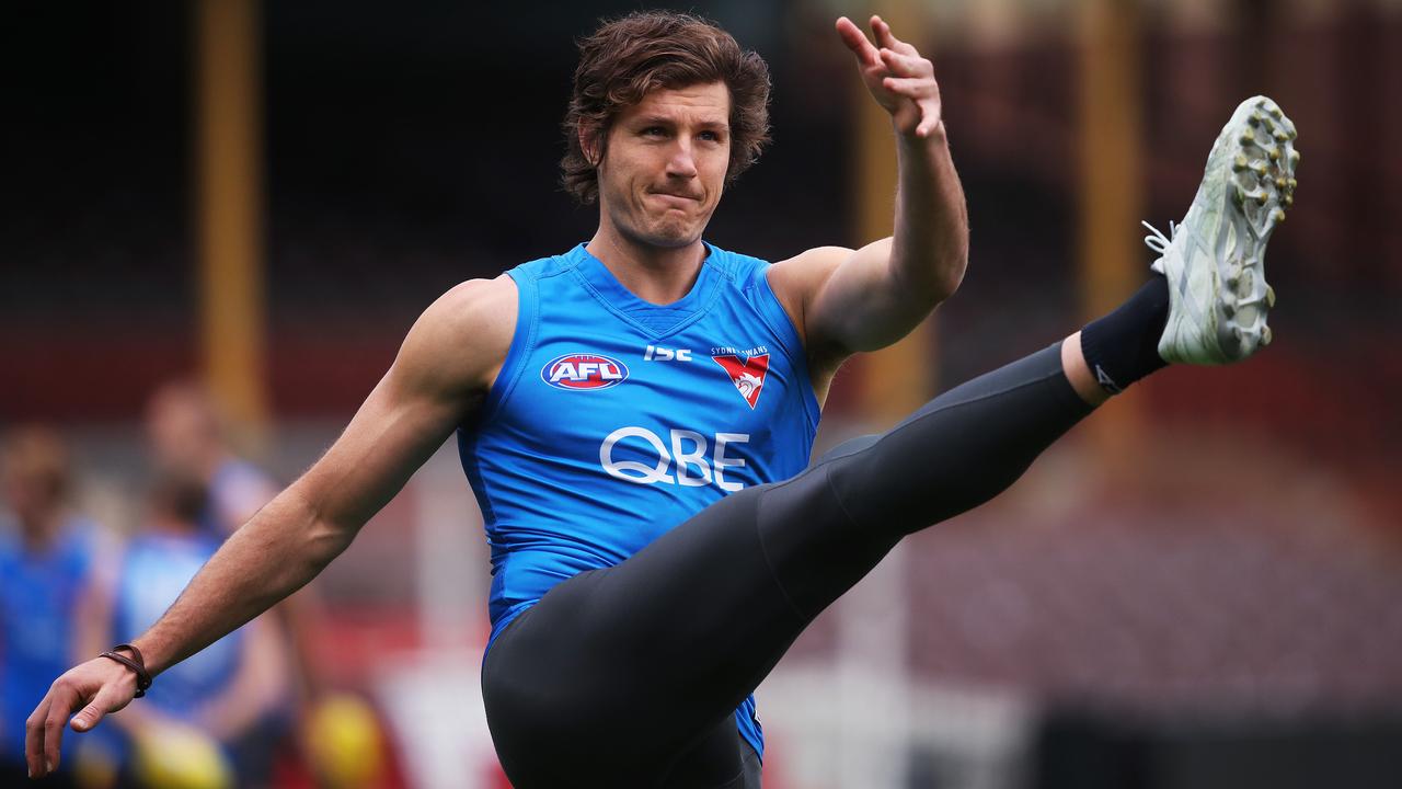 Former Swans and Crows ruck/forward Kurt Tippett will be working part-time with the Suns in 2021. Picture: Phil Hillyard