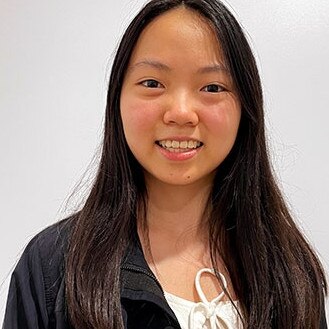 Queensland’s highest achieving Year 12 graduates from the class of 2021, Vivian Toh, Brisbane State High School, Distinguished Academic Achiever