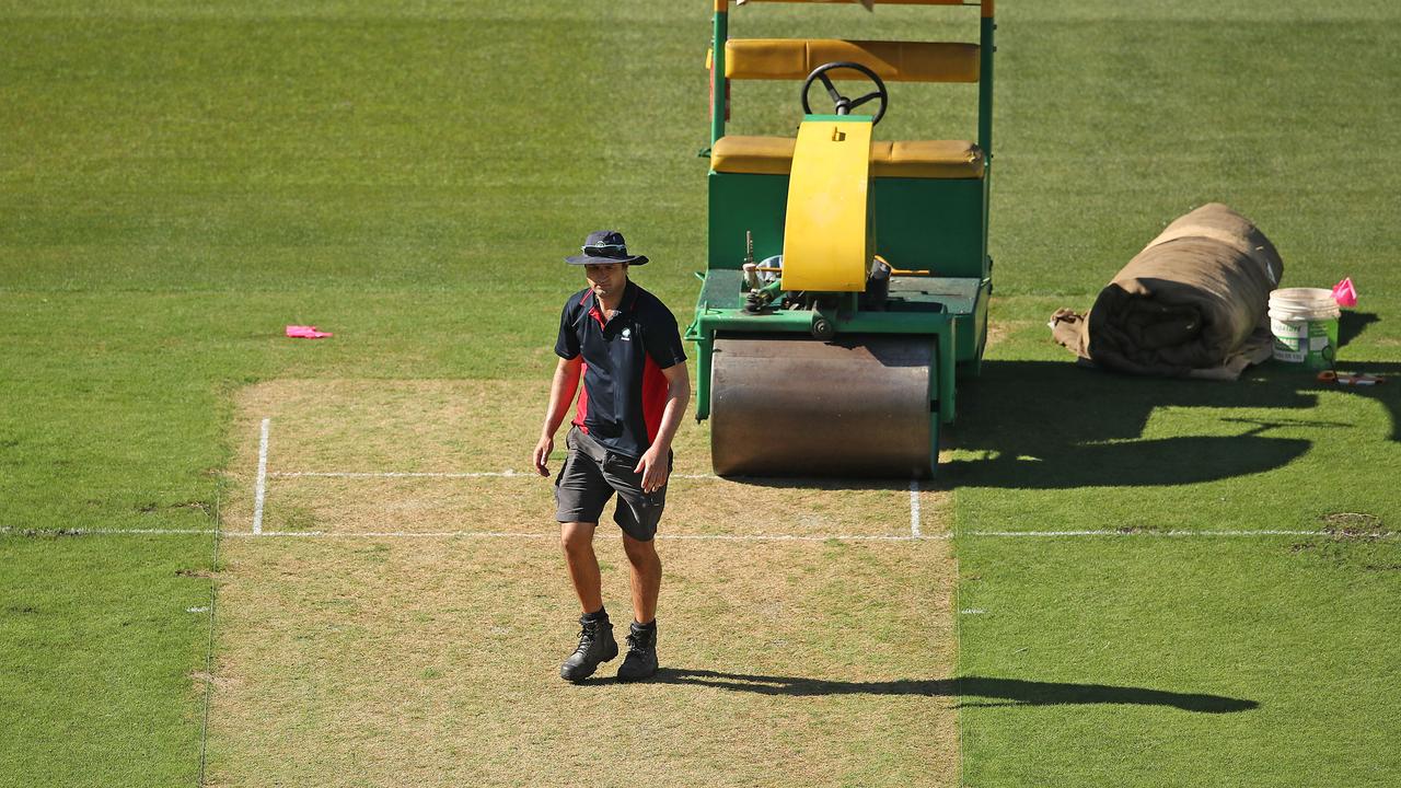 Wednesday suggested there is little improvement in the MCG wicket that was last year rated “poor” by the International Cricket Council. 