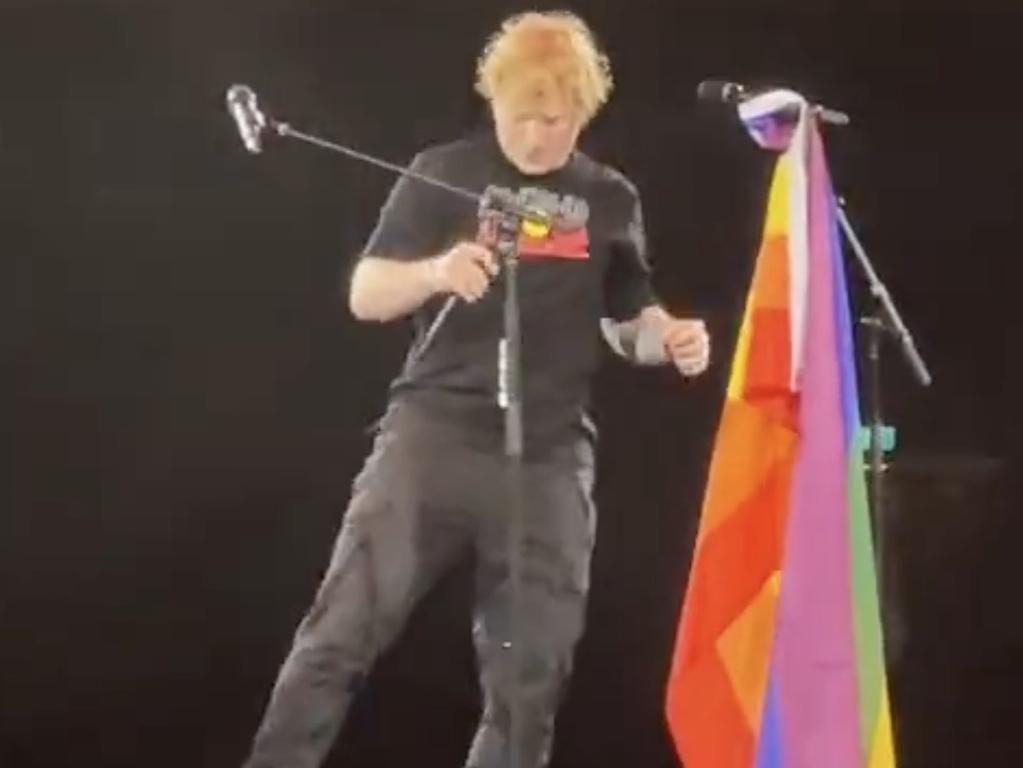 Sheeran also wore a T-shirt with the indigenous flag.