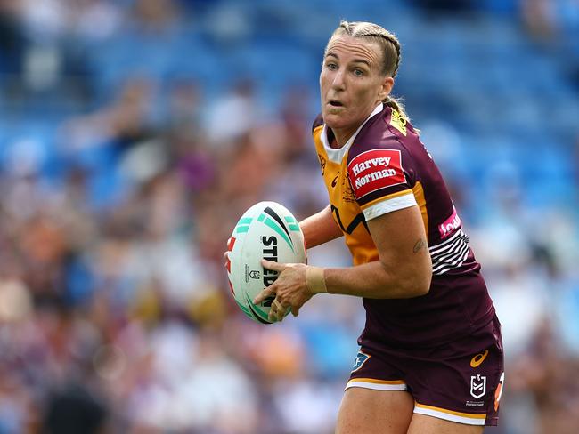 GOLD COAST, AUSTRALIA - SEPTEMBER 14: Ali Brigginshaw of the Broncos during the round eight NRLW match between Brisbane Broncos and Cronulla Sharks at Cbus Super Stadium on September 14, 2024 in Gold Coast, Australia. (Photo by Chris Hyde/Getty Images)