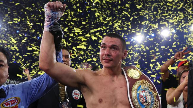 Tim Tszyu with his maiden world title. Picture: Mark Kolbe/Getty