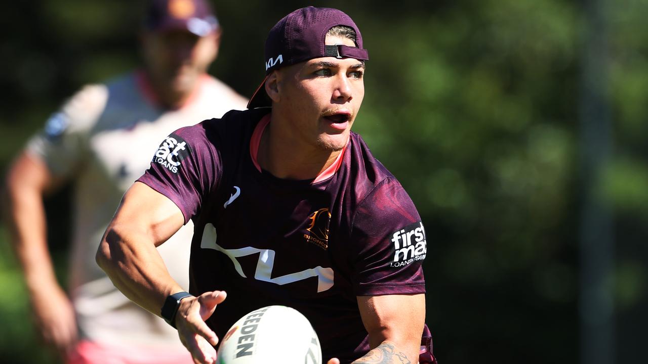 Reece Walsh during Brisbane Broncos training from Red Hill. Picture: Zak Simmonds