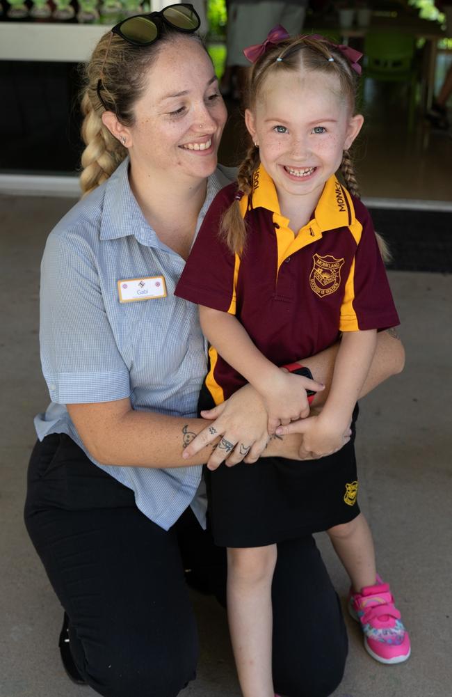 Gabrielle and Alexandra Niegus at the first day of school at Monkland State School. January 22, 2024. Picture: Christine Schindler