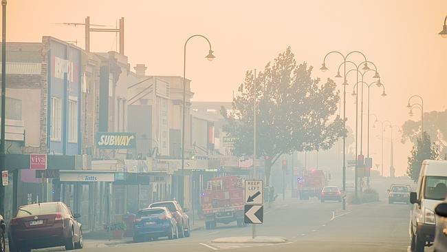 Morwell’s main streets were covered in thick smoke.