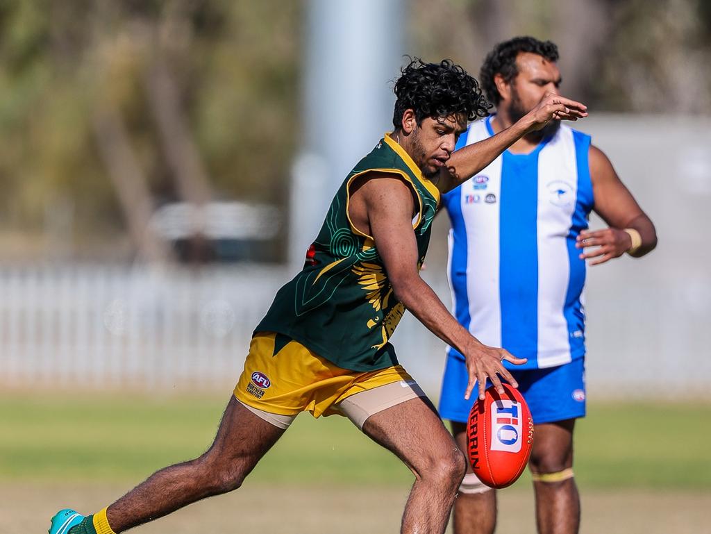 Thomas Swan has consistently been in his side's best in 2022. Picture: AFLNT Media.