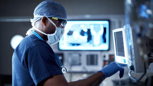 Victorian public hospitals could be forced to cancel elective surgeries as their specialist healthcare workers prepare to take industrial action. Picture: iStock.