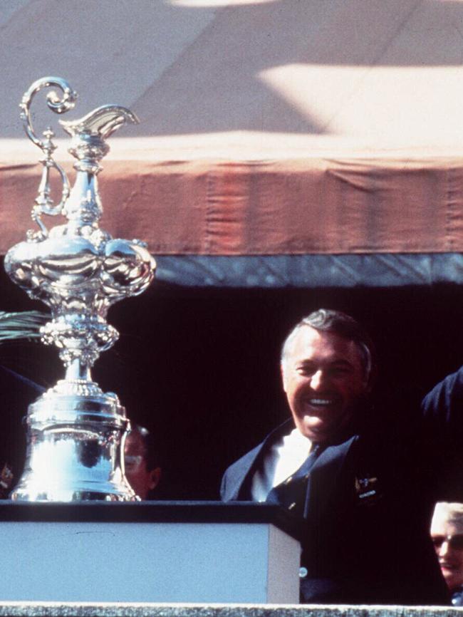 Alan Bond with 1983 America’s Cup yachting trophy.