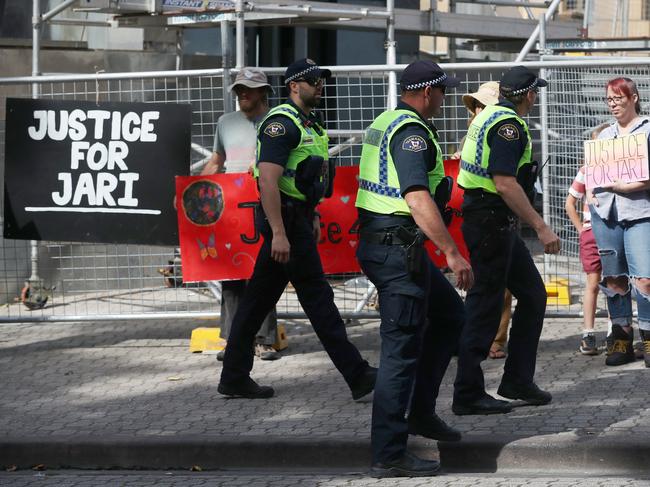 Police were in attendance as Melissa Oates attended the Supreme Court of Tasmania for the first time. Picture: Nikki Davis-Jones