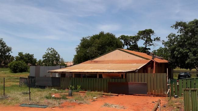 The last house standing at Kennedy Hill town camp in Broome awaits bulldozing. Picture: Colin Murty