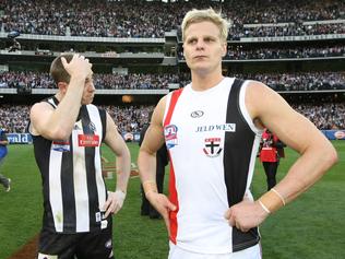 2010 Grand Final. DRAW. DRAWN GAME. Collingwood v St Kilda. MCG. Captains Nick Maxwell and Nick Riewoldt after the drawn game.