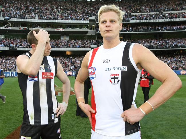 2010 Grand Final. DRAW. DRAWN GAME. Collingwood v St Kilda. MCG. Captains Nick Maxwell and Nick Riewoldt after the drawn game.