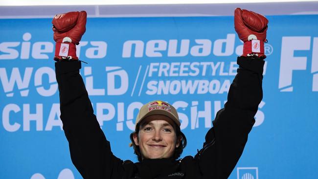 Australian snowboarder Scotty James celebrates his gold medal on the podium of the men's halfpipe final in the FIS Snowboard and Freestyle Ski World Championships 2017 in Sierra Nevada on March 11, 2017. / AFP PHOTO / JAVIER SORIANO