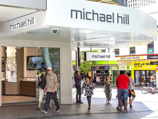 Shoppers put a ring on it for Christmas