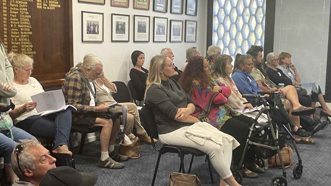 About 25 members of the public attended the May 30 Bundaberg council meeting following a social media campaign by the Ratepayers Association.