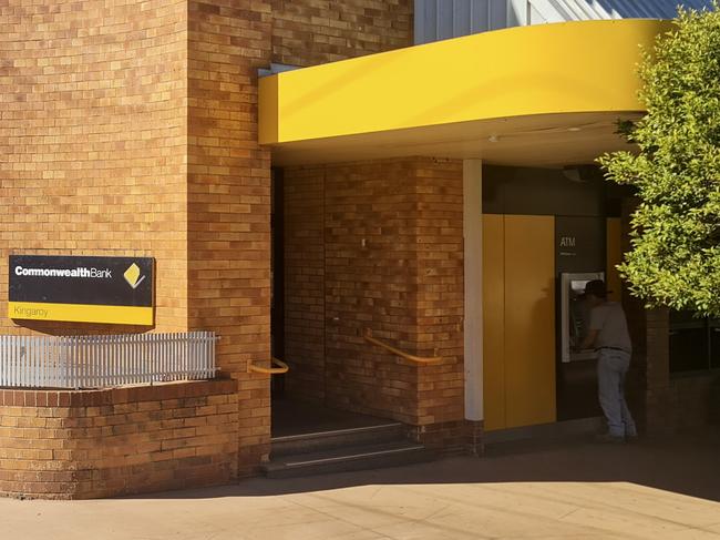 Kingaroy Commonwealth Bank ATM. Commbank ATM Generic. Photo: Dominic Elsome