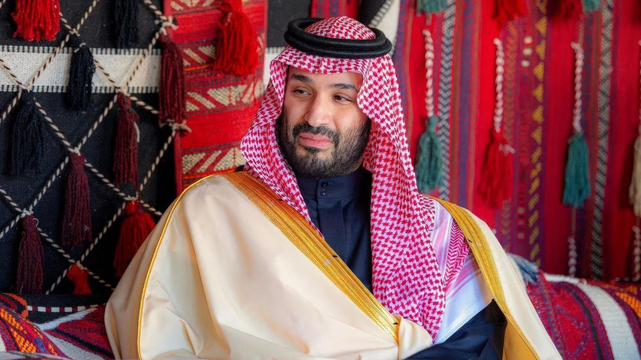 Pariah turns peacemaker as Saudi prince brokers talks