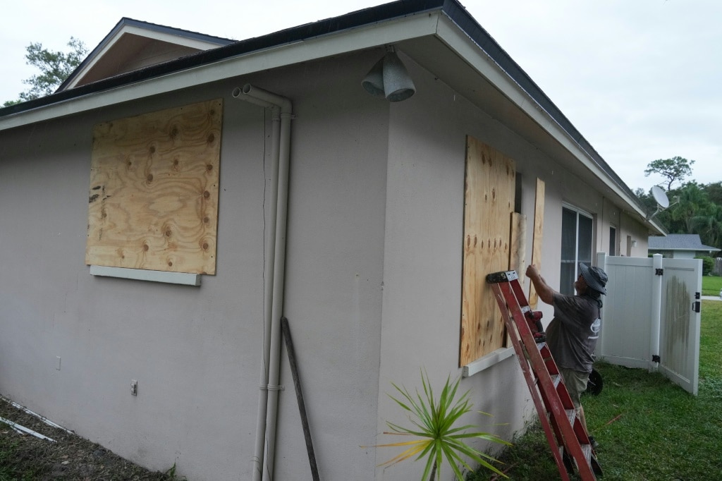 Hurricane Milton tornadoes kill four in Florida amid rescue efforts