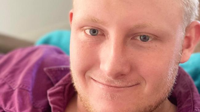 Stranger stalks woman at Chinchilla Parkland in bizarre ordeal
