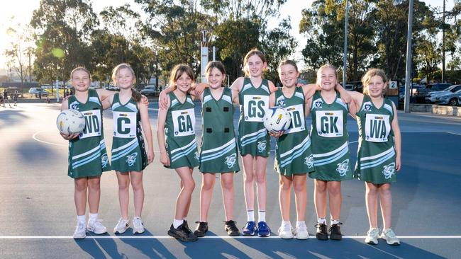 Geelong Amateurs Diamonds under-11 netball team.