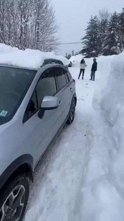 Cars Excavated From Several Feet of Lake-Effect Snow in Western New York