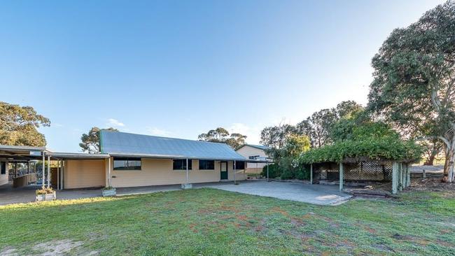 27 Salt Creek Rd, Salt Creek.