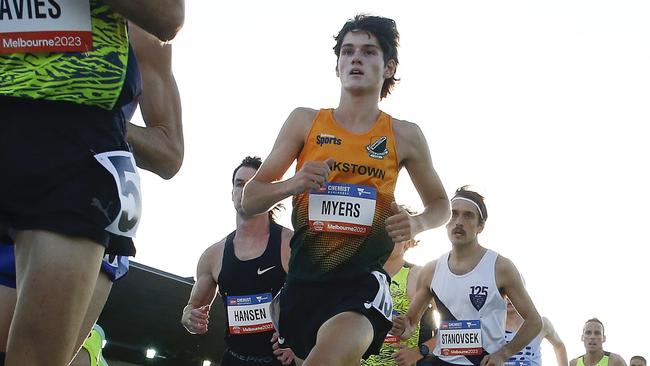 MELBOURNE, AUSTRALIA - FEBRUARY 23: Cameron Myers of Australia (C) competes in the Mens 1 Mile Run John Landy during the Maurie Plant Meet at Lakeside Stadium on February 23, 2023 in Melbourne, Australia. (Photo by Daniel Pockett/Getty Images)