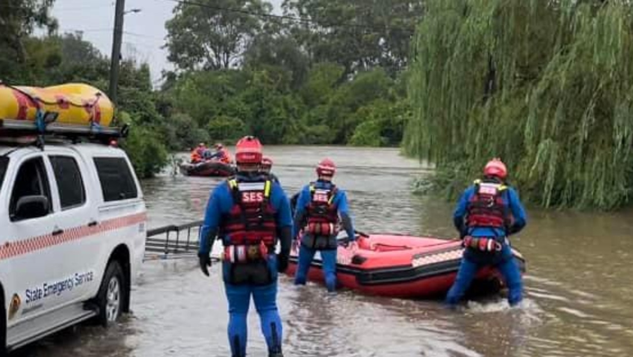 Nsw Floods Blacktown Flood Warnings Road Closures Updates Daily Telegraph 1210