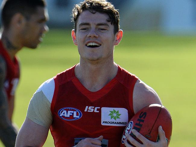 SPORT - Fremantle Dockers train at Fremantle Oval ahead of their clash with Adelaide on Sunday. Photo by Daniel Wilkins. PICTURED- Lachie Neale